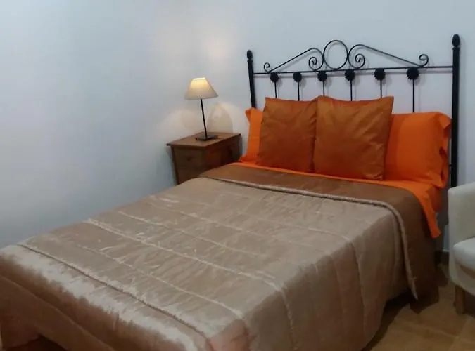 Antequeruela Tourists * Toledo